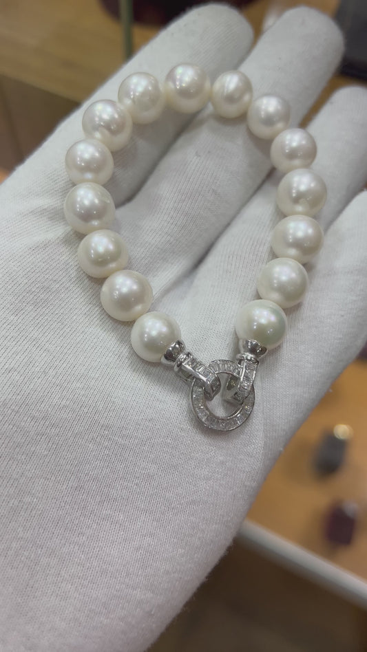 Pearl Bracelet